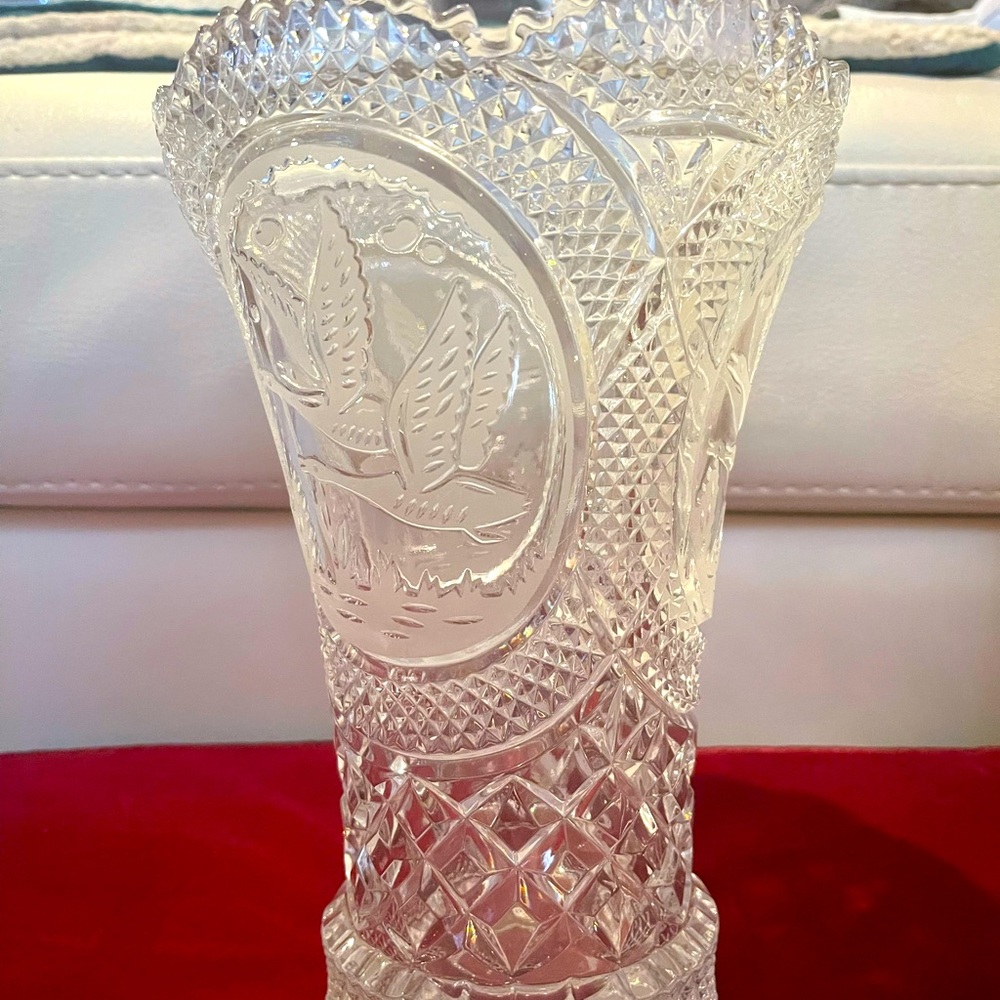 Crystal glass vase